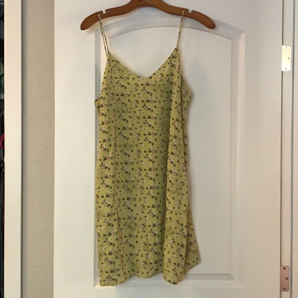 Floral shift dress